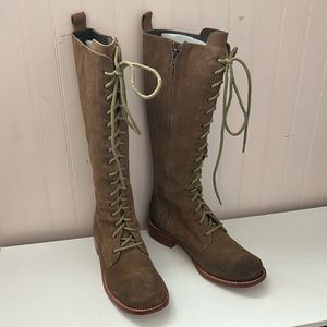Ladies tall boot